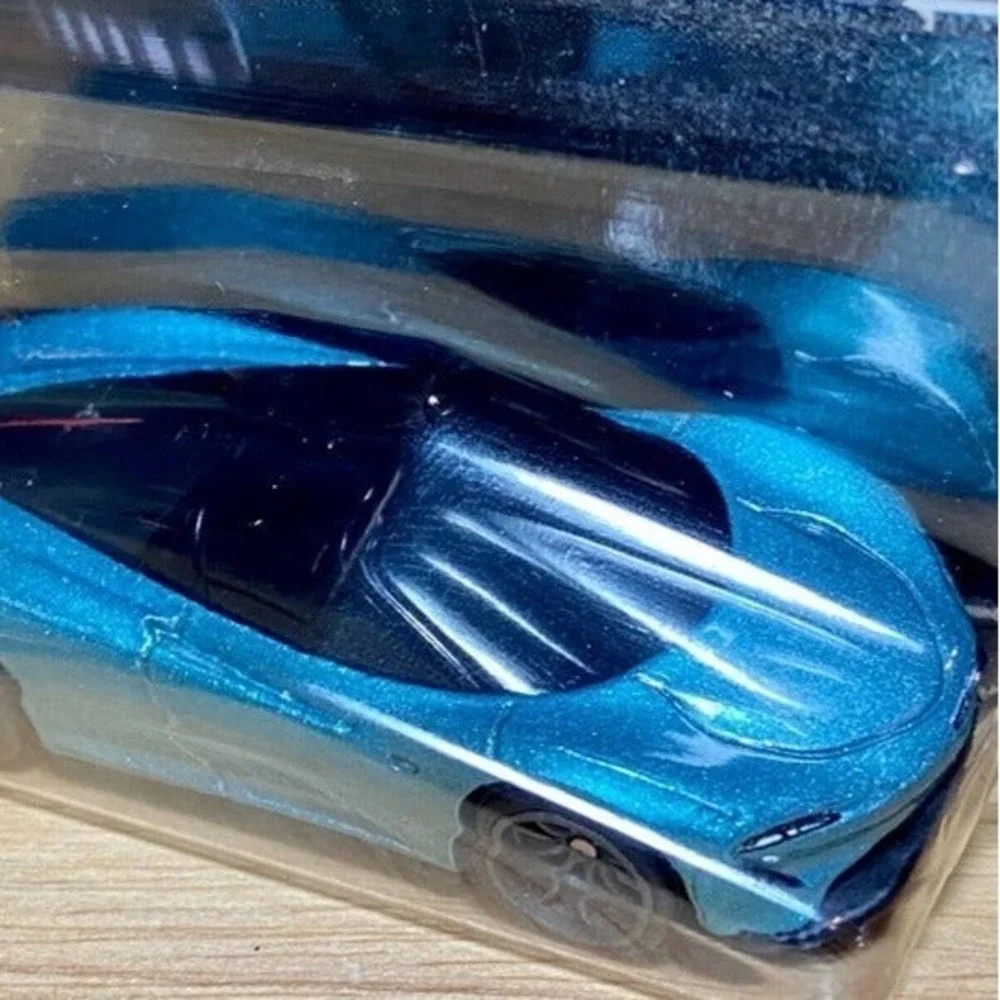 Hot Wheels‎ Premium McLaren Speedtail Exotic Envy 2/5 Car Culture HTF NIP 2021
